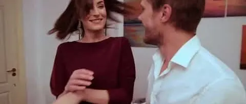 A frame from “Patulmeu.ro — Parte din viața ta”, 1 of 2.